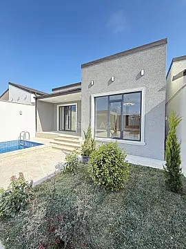 Satılır 4 otaqlı həyət evi 150 m²