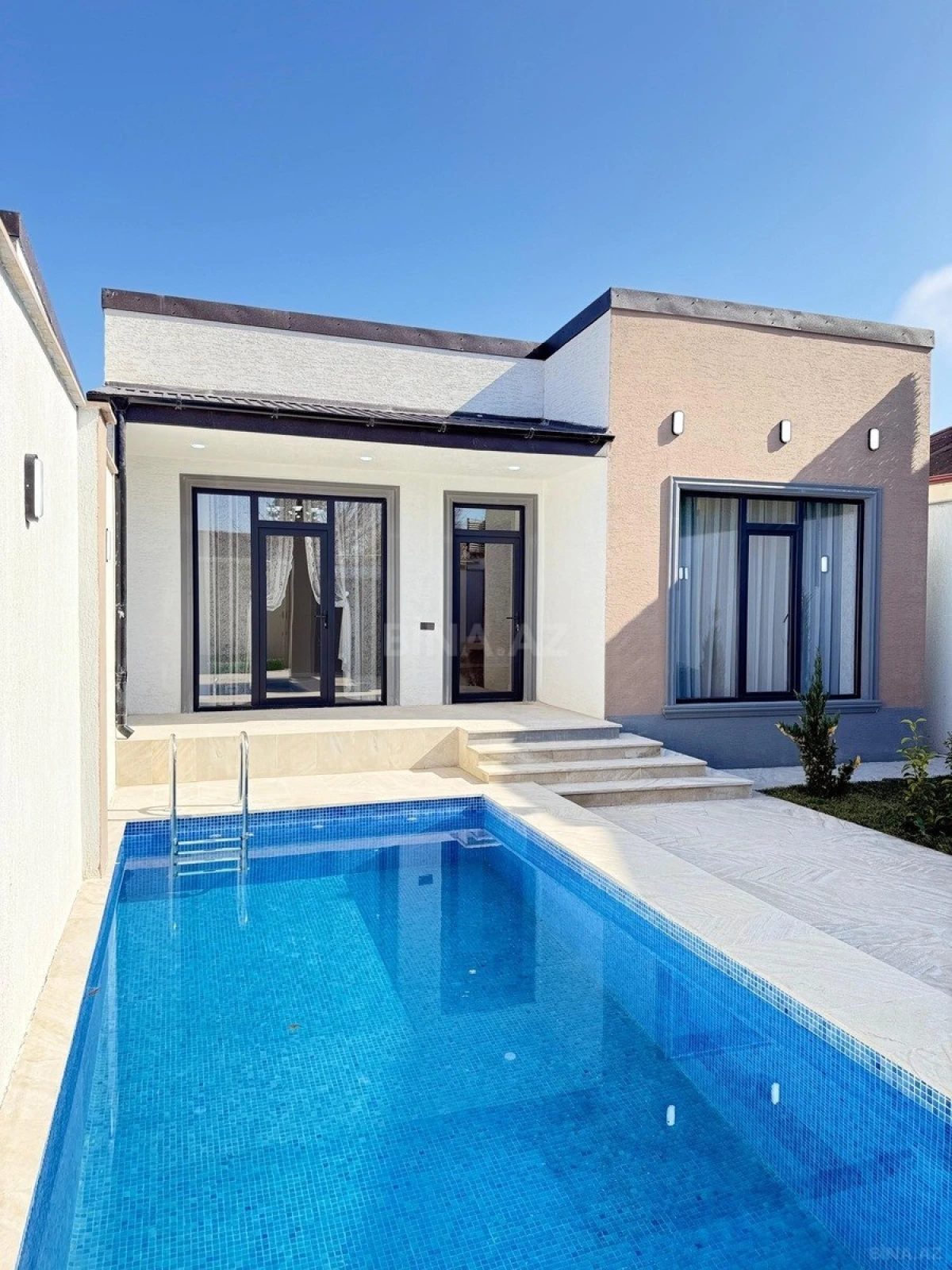 Satılır 4 otaqlı həyət evi 150 m²