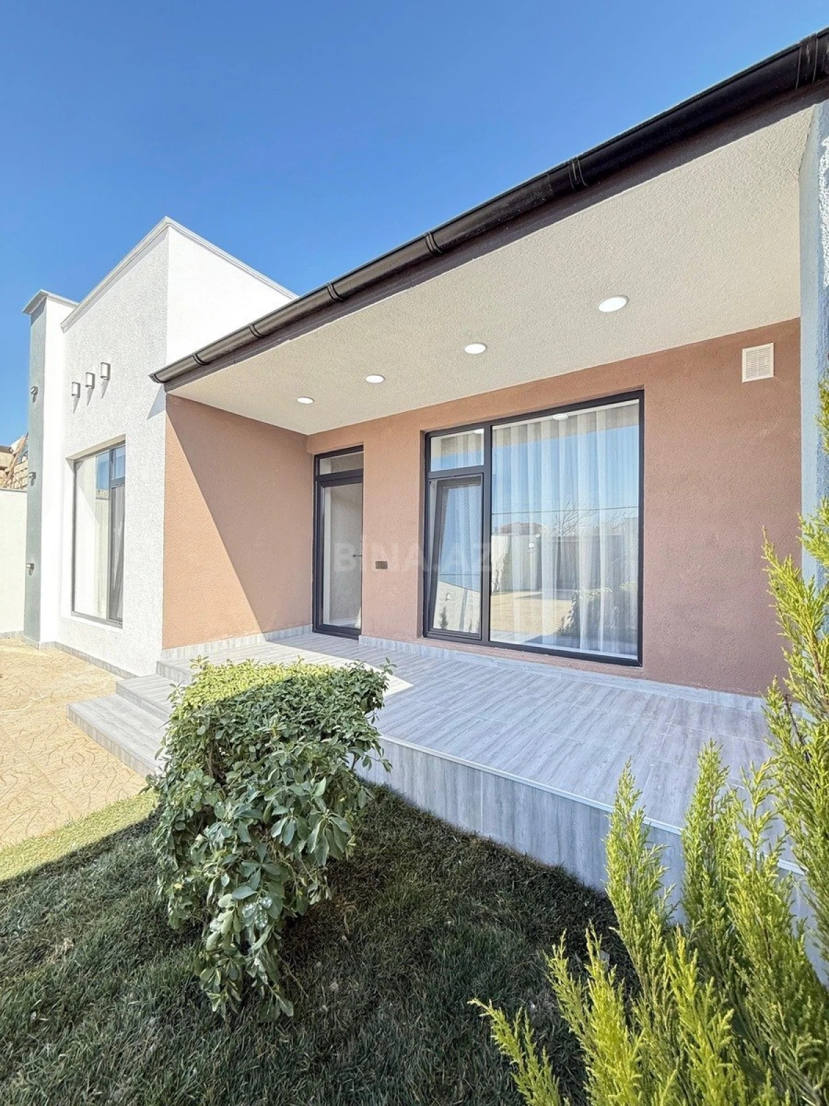 Satılır 4 otaqlı həyət evi 150 m²