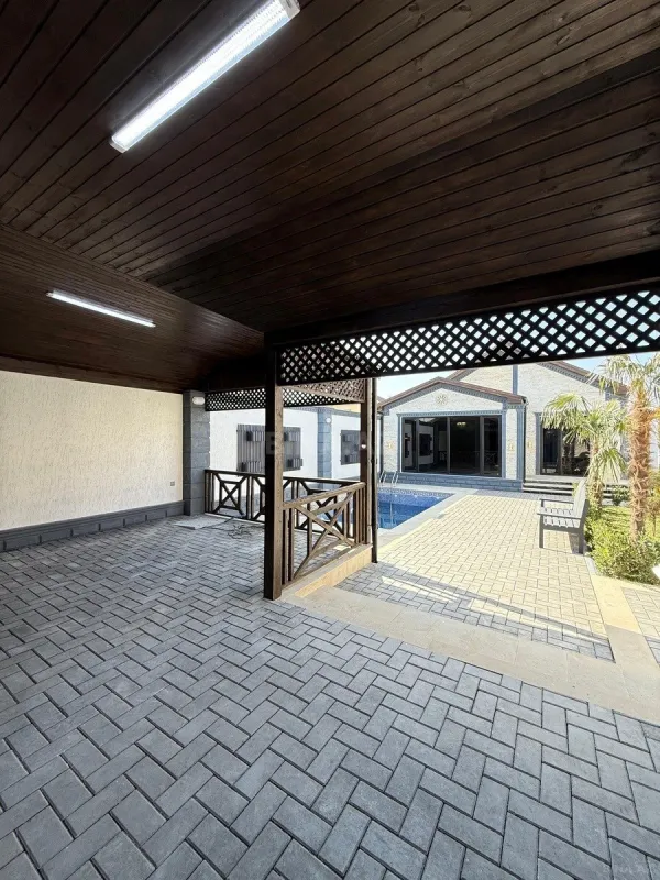 Satılır 4 otaqlı həyət evi 140 m²