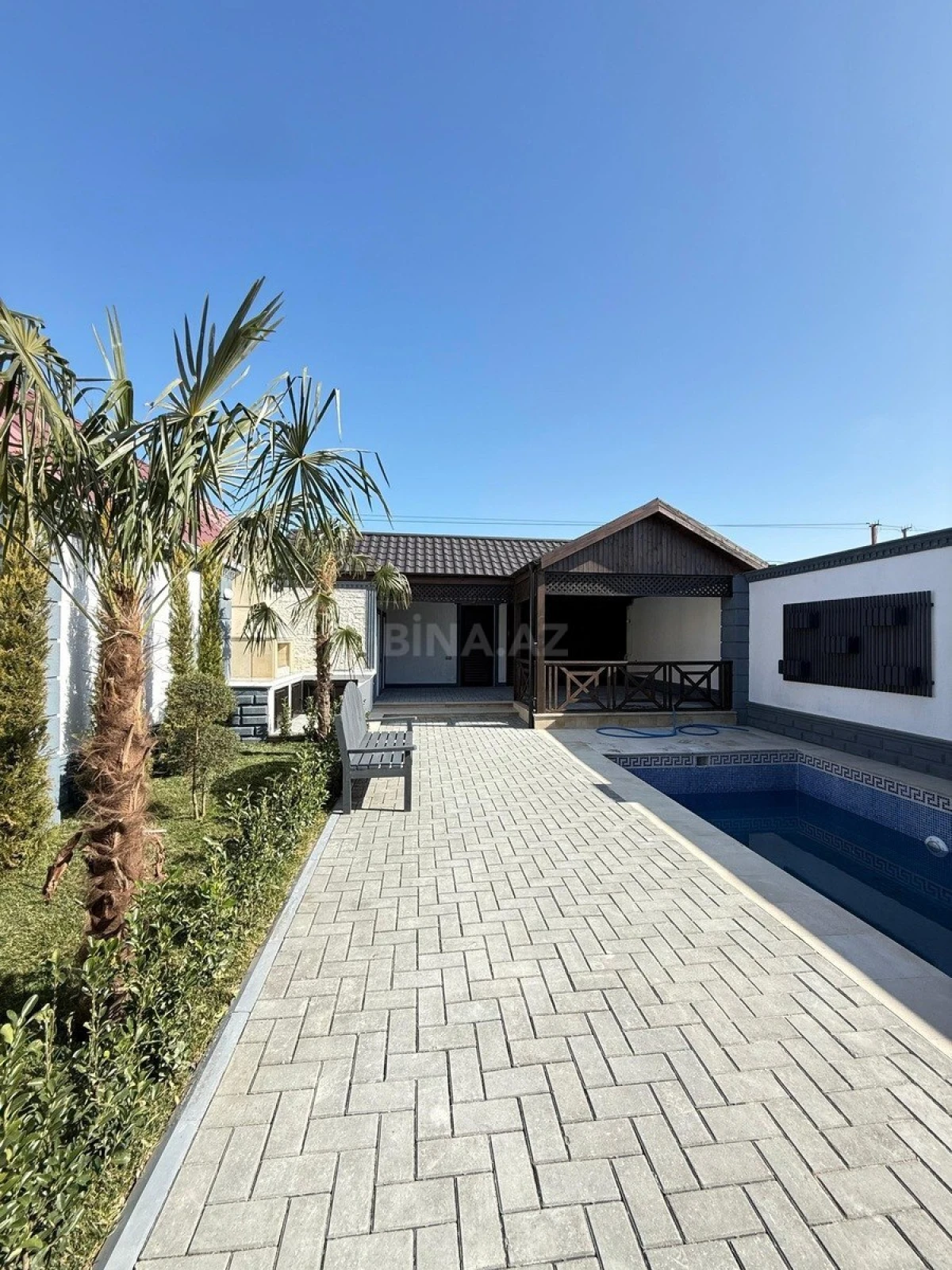 Satılır 4 otaqlı həyət evi 140 m²