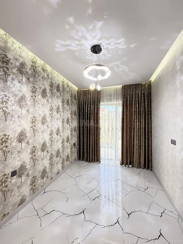 Satılır 4 otaqlı həyət evi 140 m²