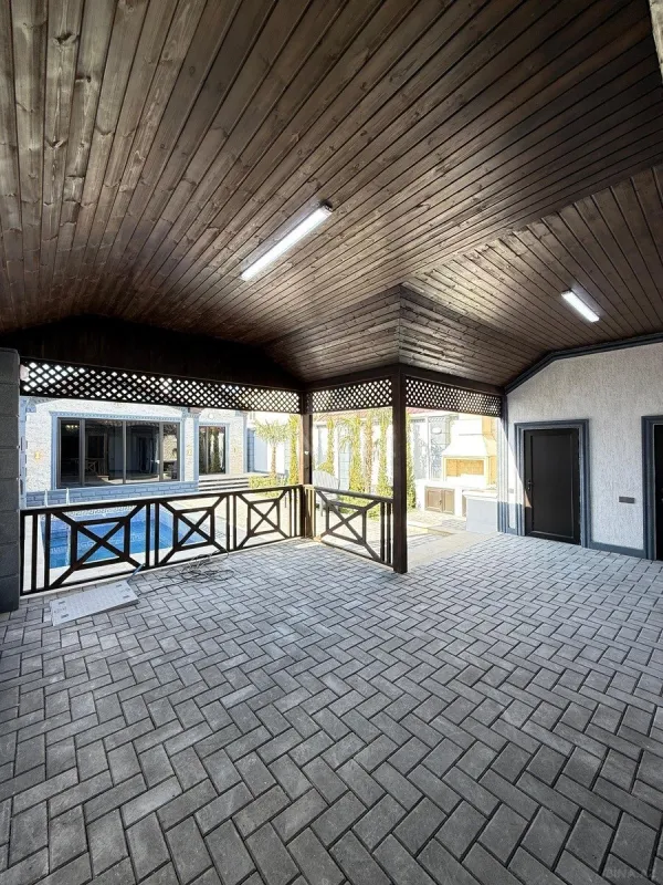 Satılır 4 otaqlı həyət evi 140 m²