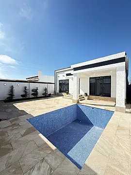 Satılır 4 otaqlı həyət evi 150 m²