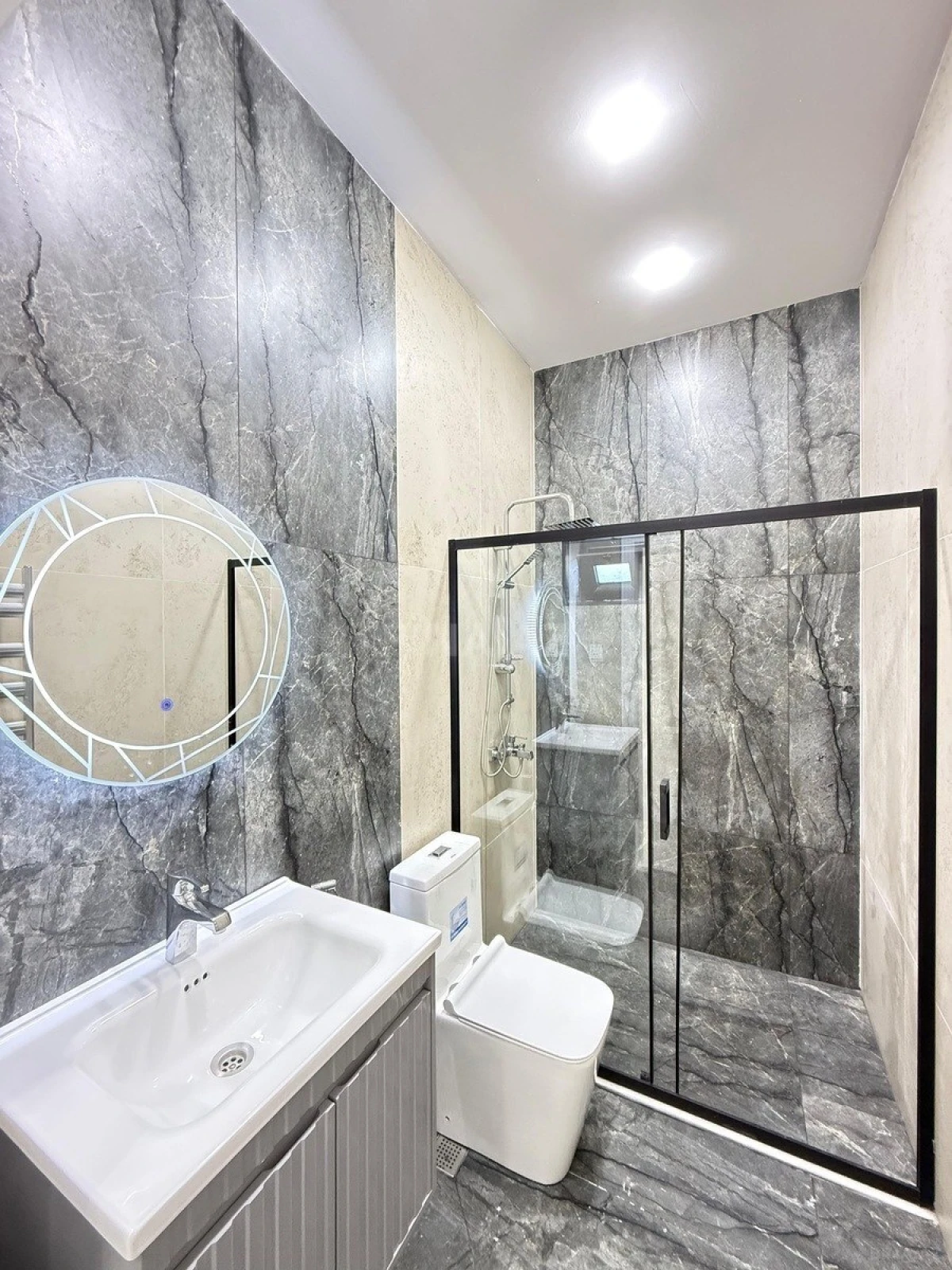 Satılır 4 otaqlı həyət evi 150 m²