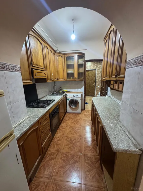 Kirayə verilir 2 otaqlı mənzil 60 m²