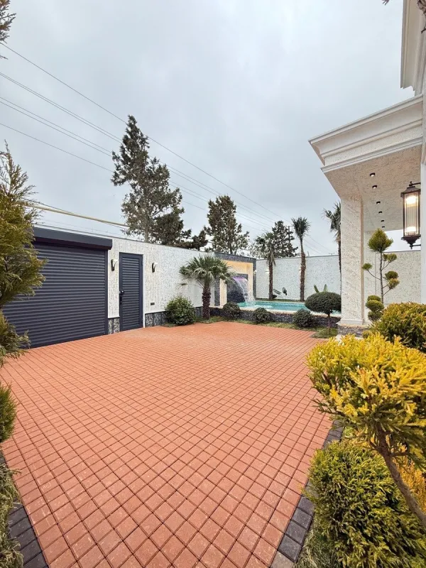 Satılır 4 otaqlı həyət evi 140 m²