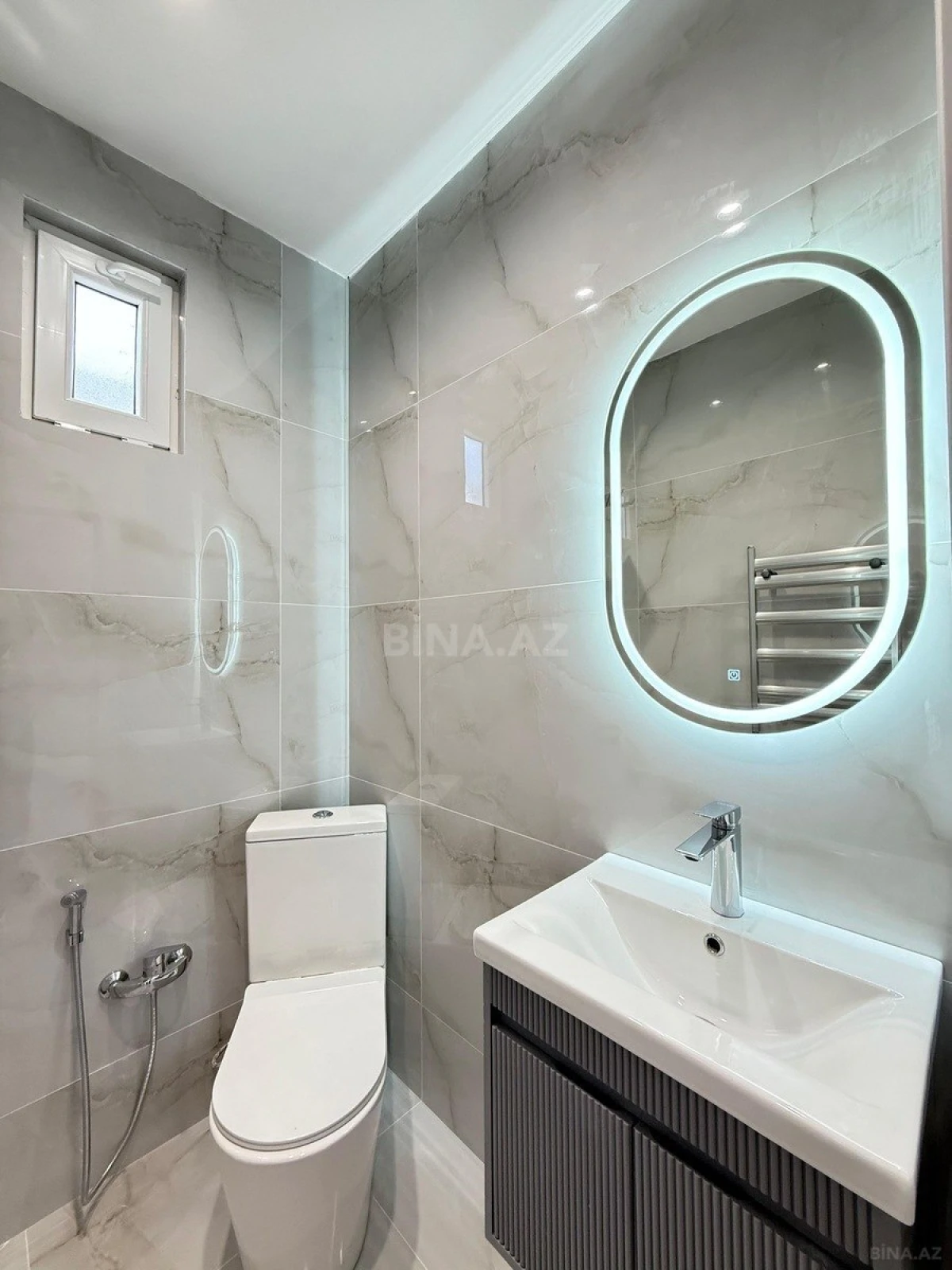 Satılır 4 otaqlı həyət evi 140 m²