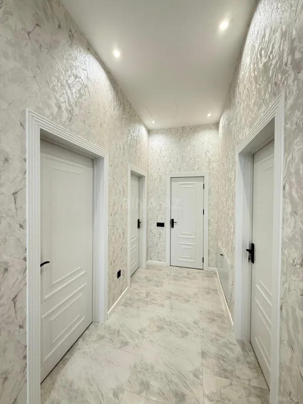 Satılır 4 otaqlı həyət evi 140 m²