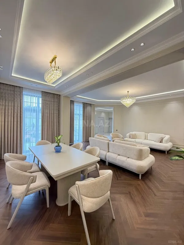Satılır 5 otaqlı həyət evi 210 m²
