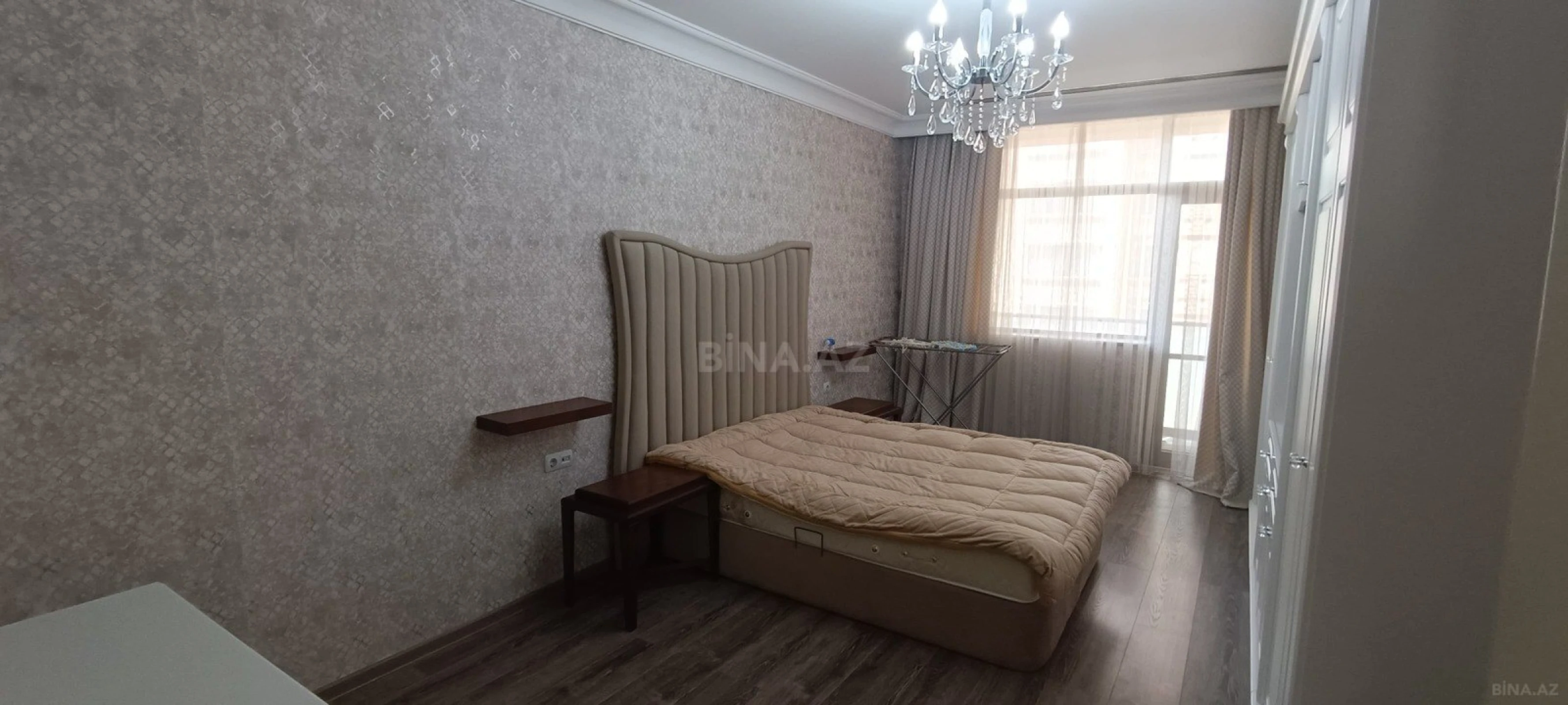 Kirayə verilir 2 otaqlı mənzil 100 m²