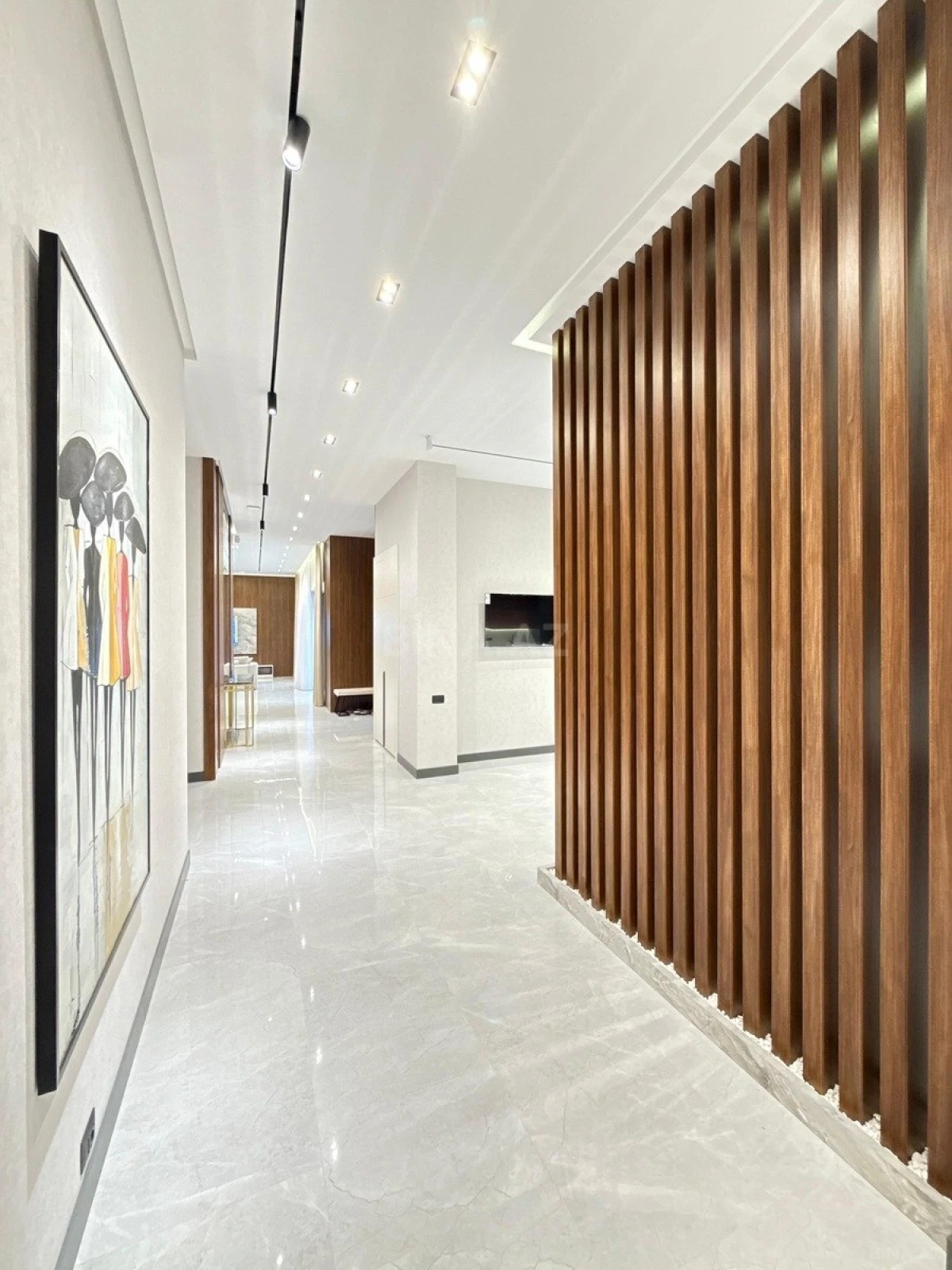 Satılır 5 otaqlı həyət evi 260 m²