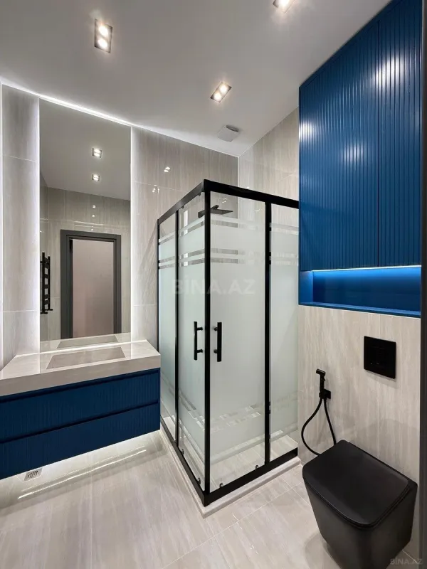 Satılır 5 otaqlı həyət evi 260 m²