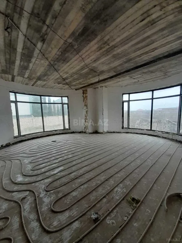 Satılır 6 otaqlı həyət evi 290 m²