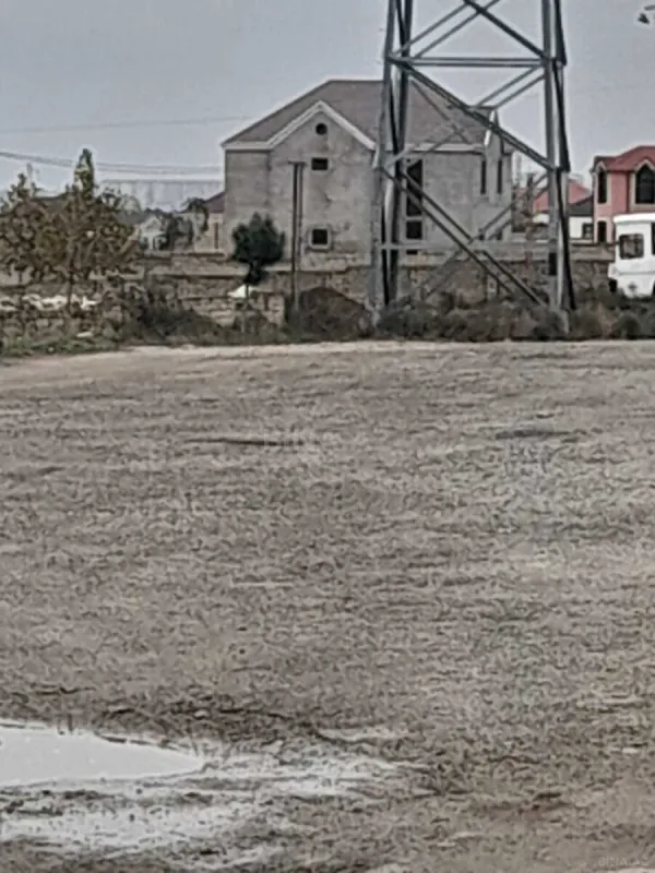 Satılır 6 otaqlı həyət evi 290 m²