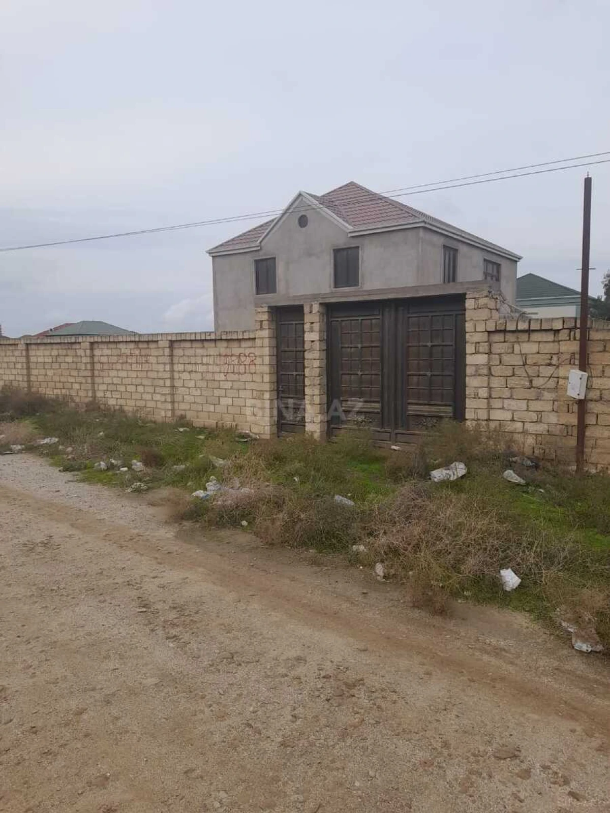 Satılır 6 otaqlı həyət evi 290 m²