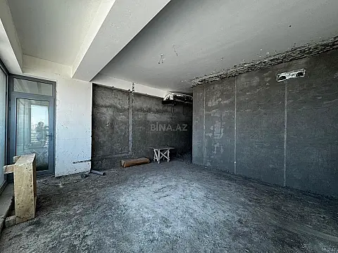 Satılır 3 otaqlı mənzil 201 m²