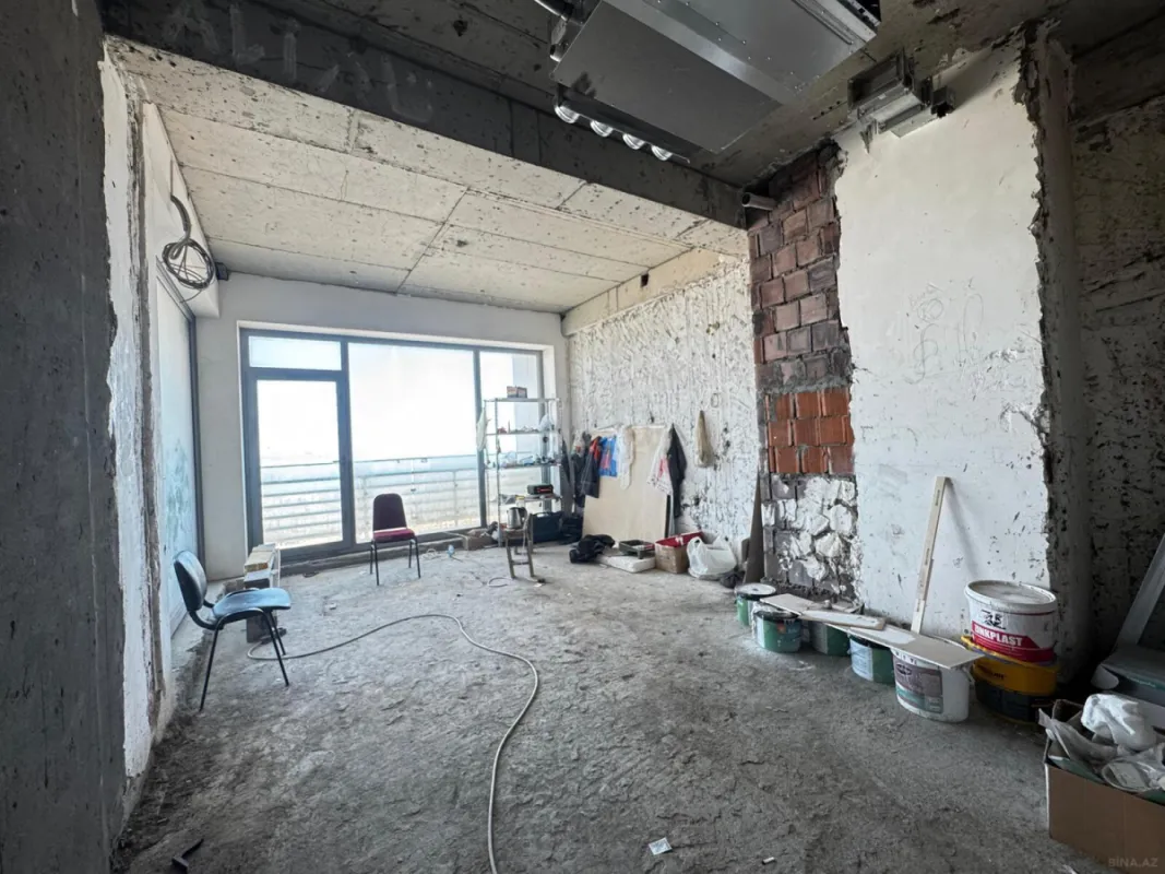 Satılır 3 otaqlı mənzil 265 m²