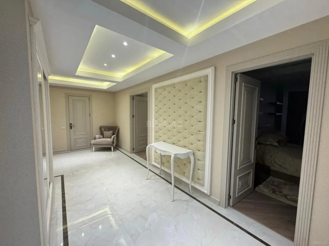 Kirayə verilir 3 otaqlı mənzil 170 m²