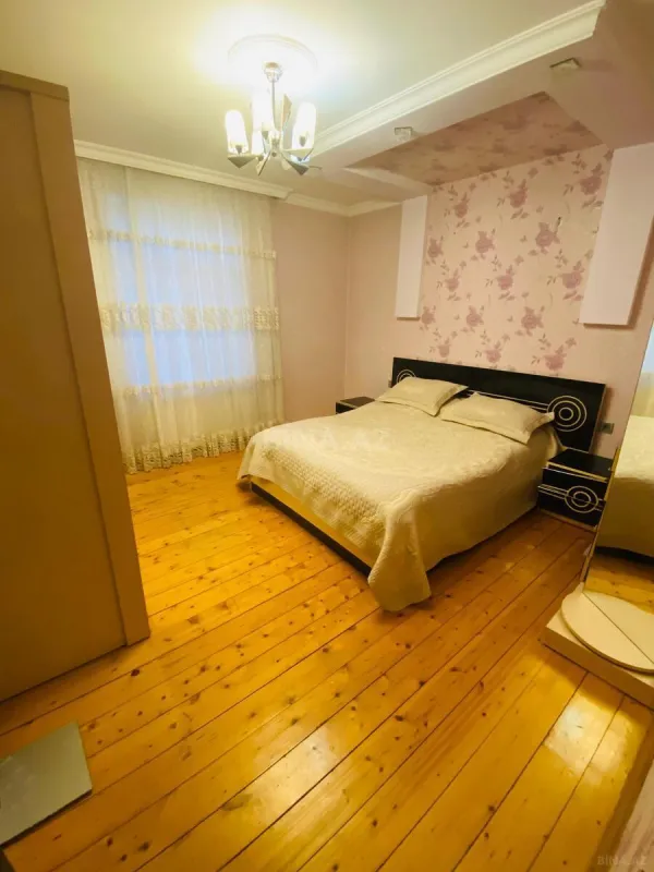 Satılır 4 otaqlı həyət evi 109.7 m²