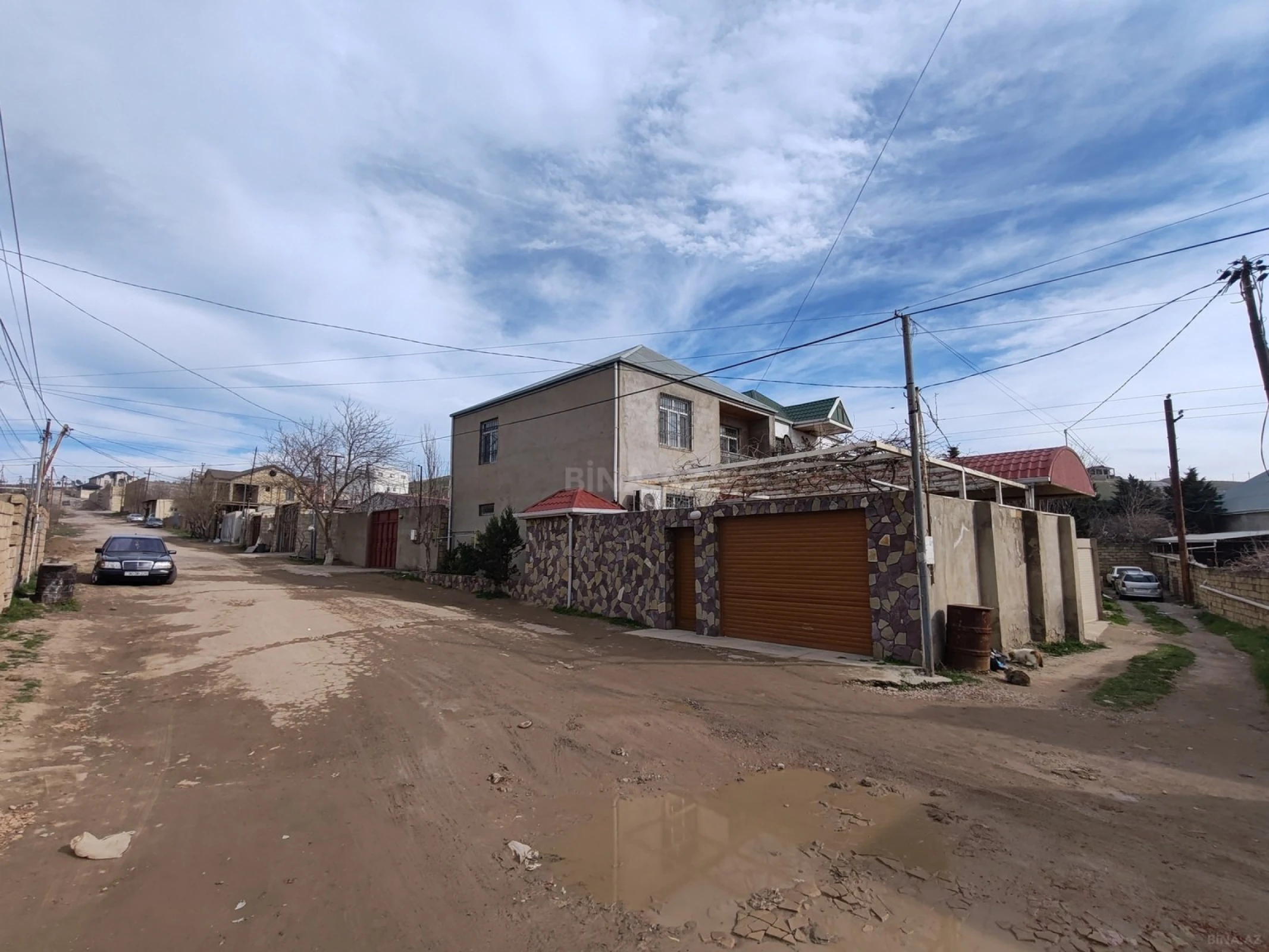 Satılır 4 otaqlı həyət evi 109.7 m²