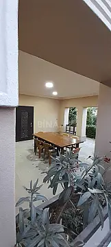 Satılır 6 otaqlı həyət evi 236 m²