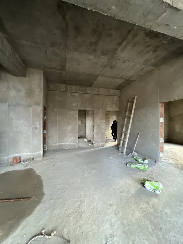 Satılır 6 otaqlı həyət evi 800 m²