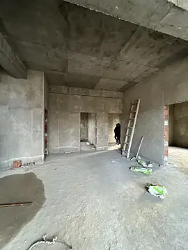 Satılır 6 otaqlı həyət evi 800 m²