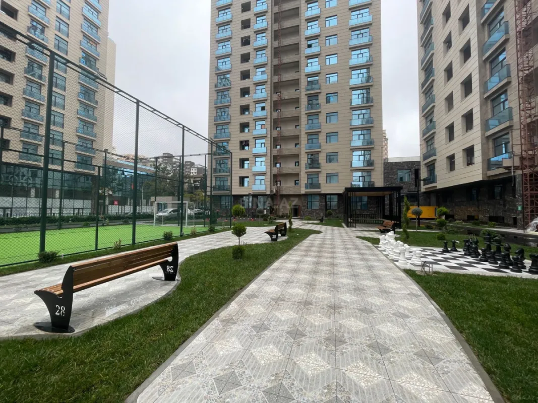 Satılır 2 otaqlı mənzil 95 m²