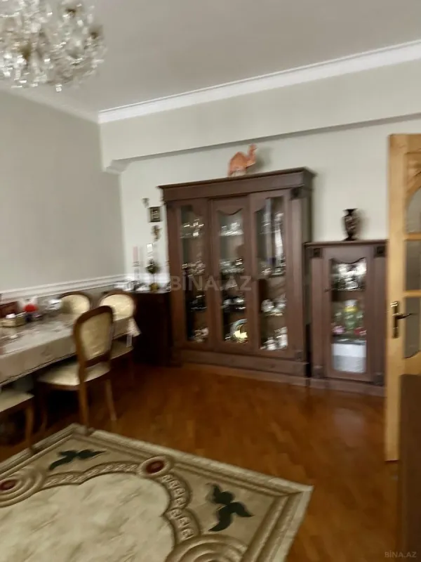 Kirayə verilir 4 otaqlı mənzil 100 m²