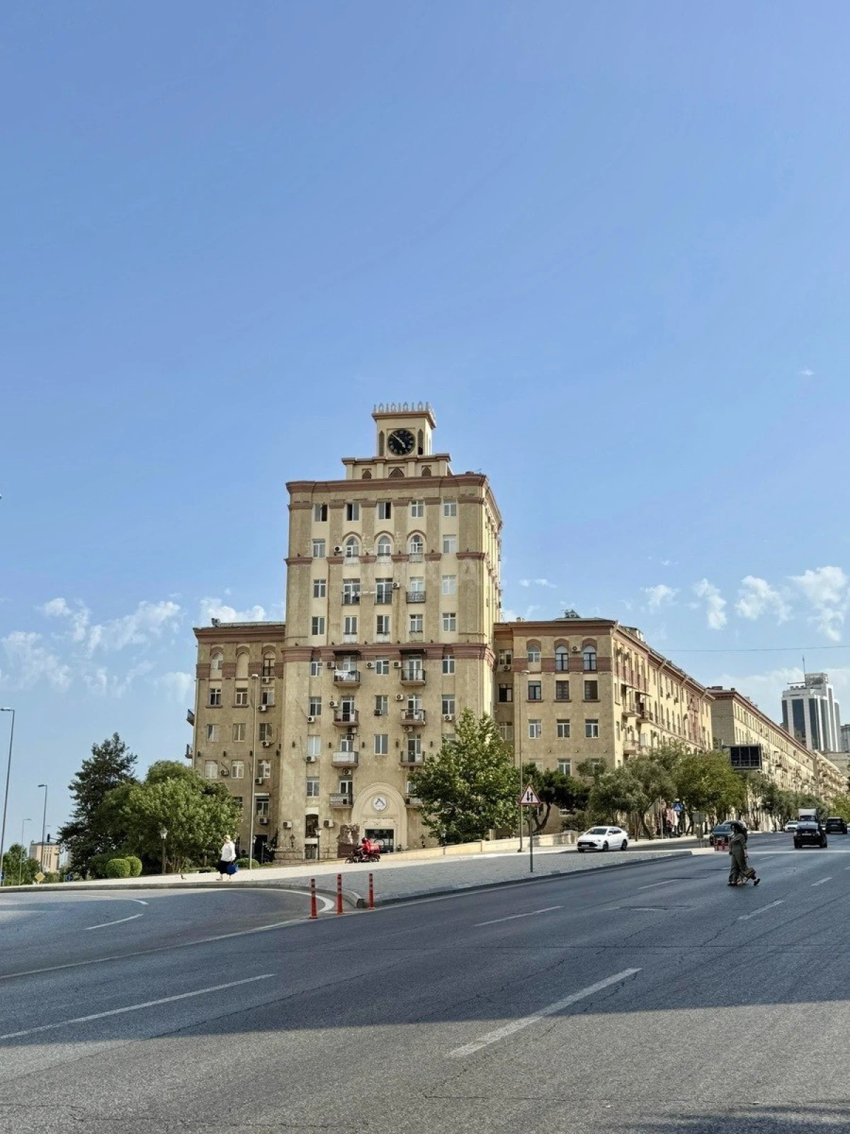 Kirayə verilir 4 otaqlı mənzil 100 m²