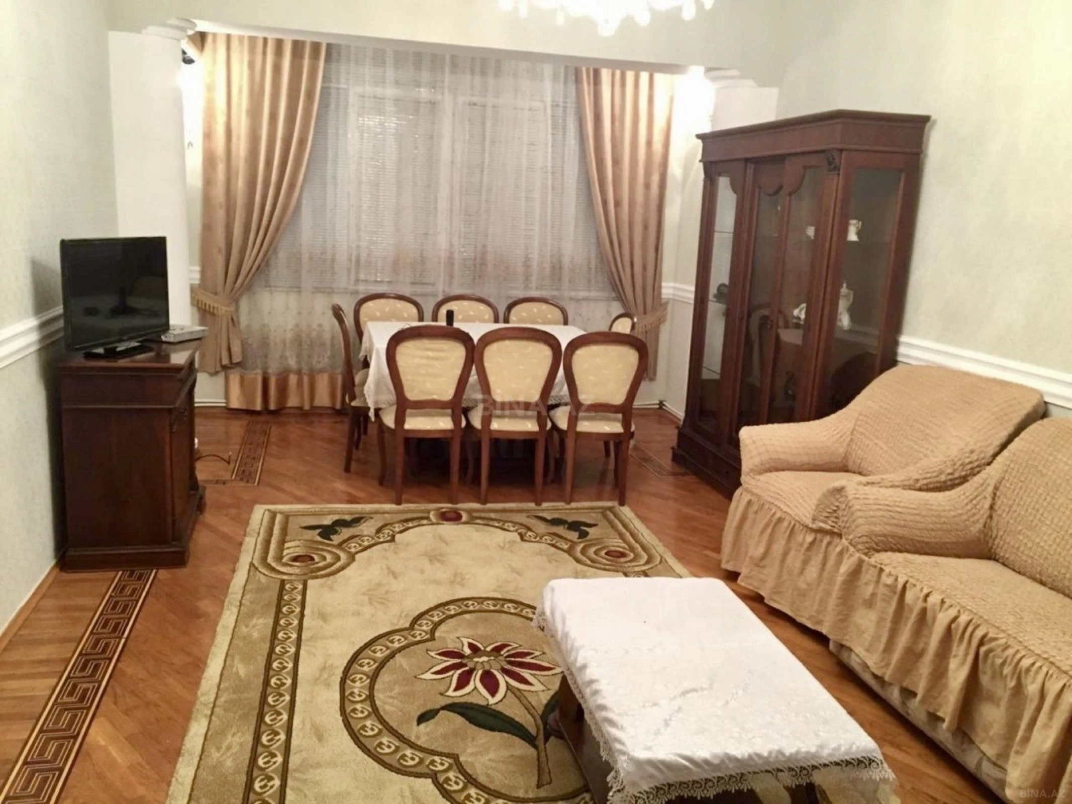 Kirayə verilir 4 otaqlı mənzil 100 m²