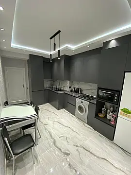 Satılır 3 otaqlı mənzil 107 m²