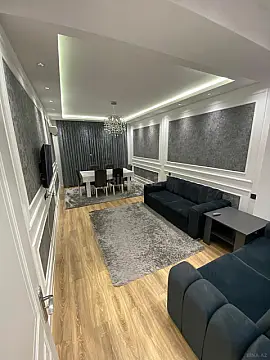 Satılır 3 otaqlı mənzil 107 m²