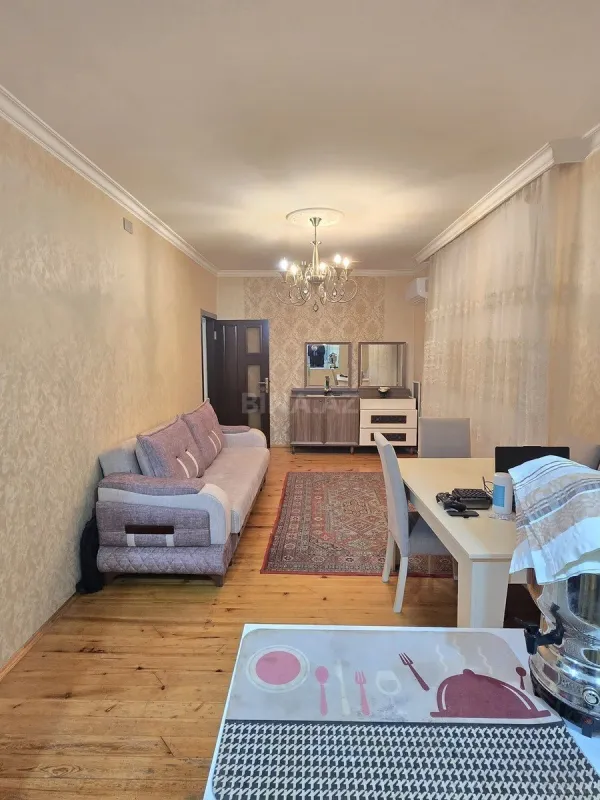 Satılır 1 otaqlı mənzil 35 m²