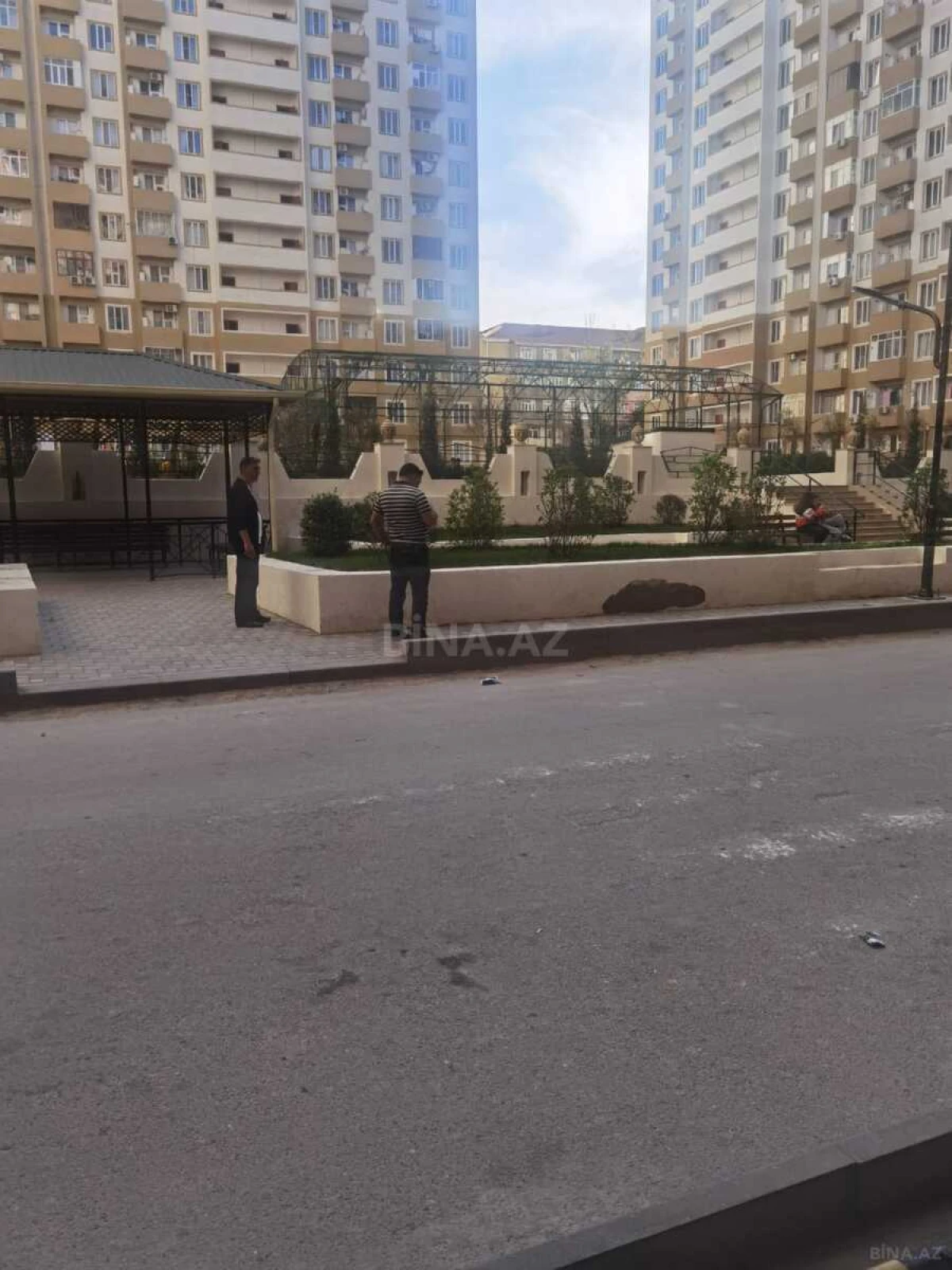 Satılır obyekt 41 m²