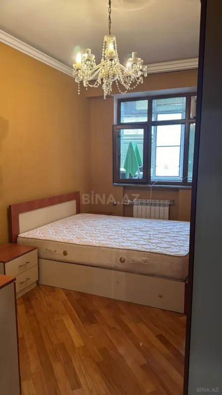 Kirayə verilir 3 otaqlı mənzil 100 m²