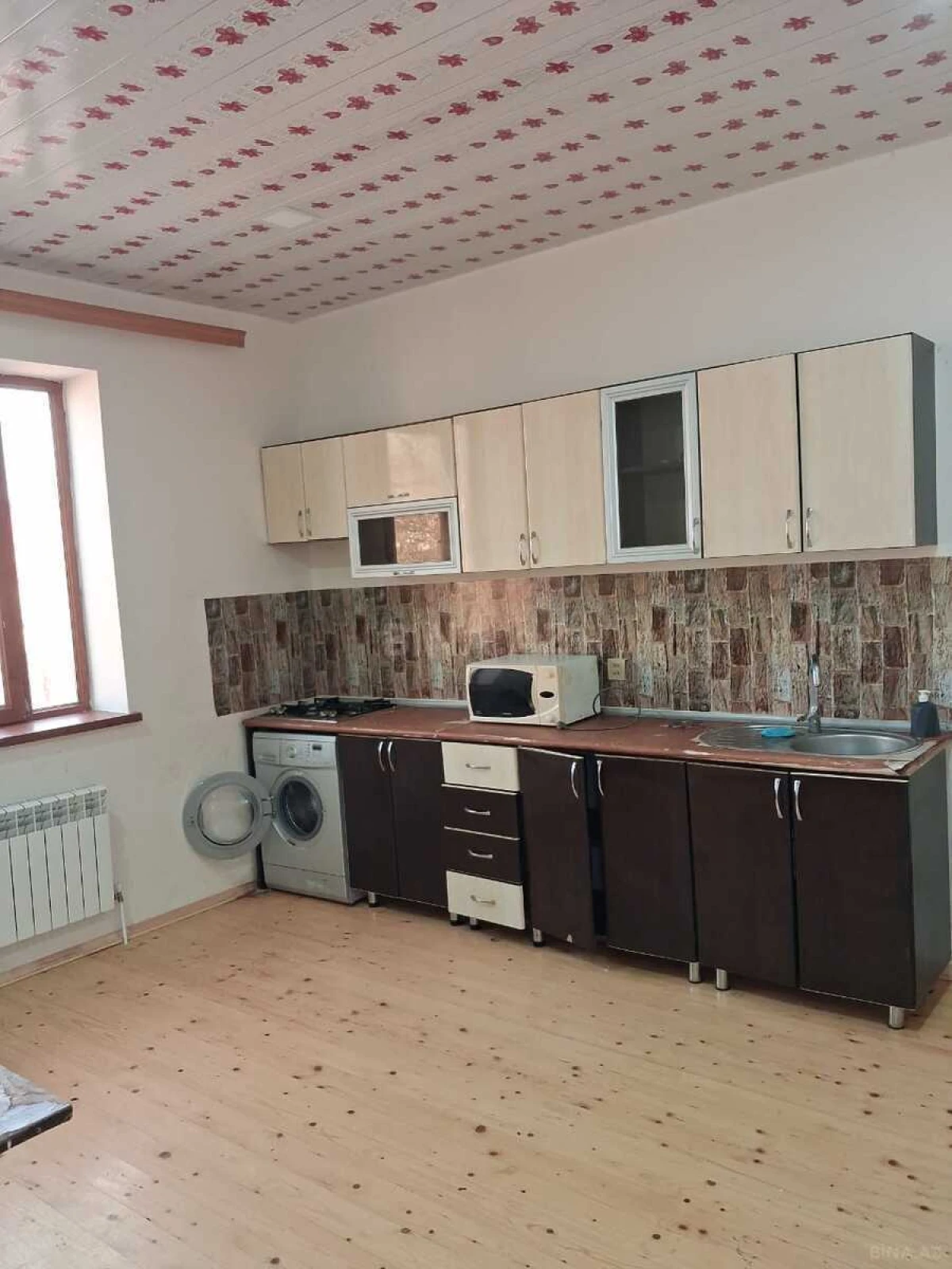 Satılır 4 otaqlı həyət evi 120 m²