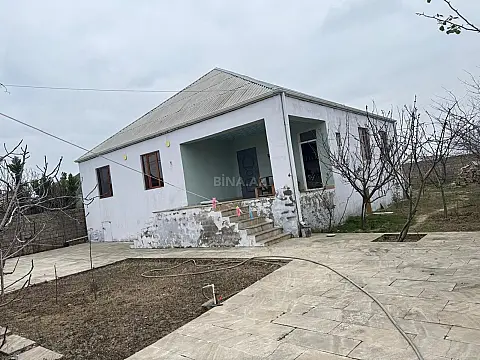 Satılır 4 otaqlı həyət evi 120 m²