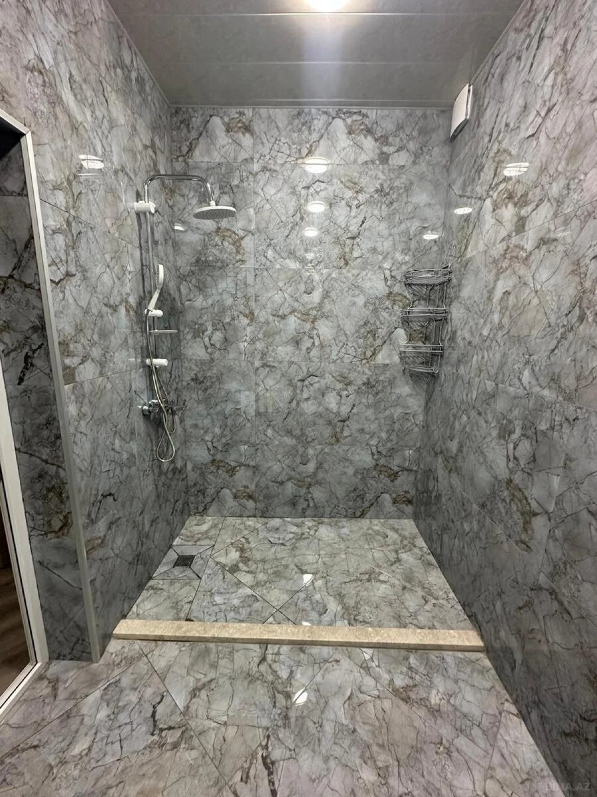 Satılır 4 otaqlı həyət evi 130 m²