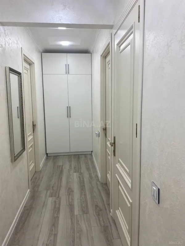 Satılır 2 otaqlı mənzil 61 m²