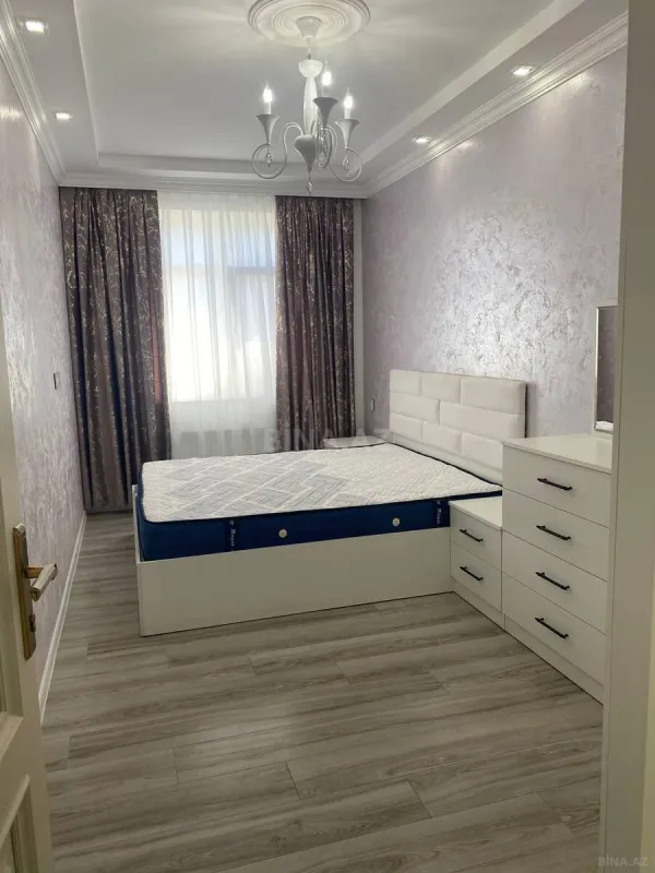 Satılır 2 otaqlı mənzil 61 m²