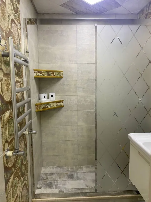 Satılır 2 otaqlı mənzil 61 m²