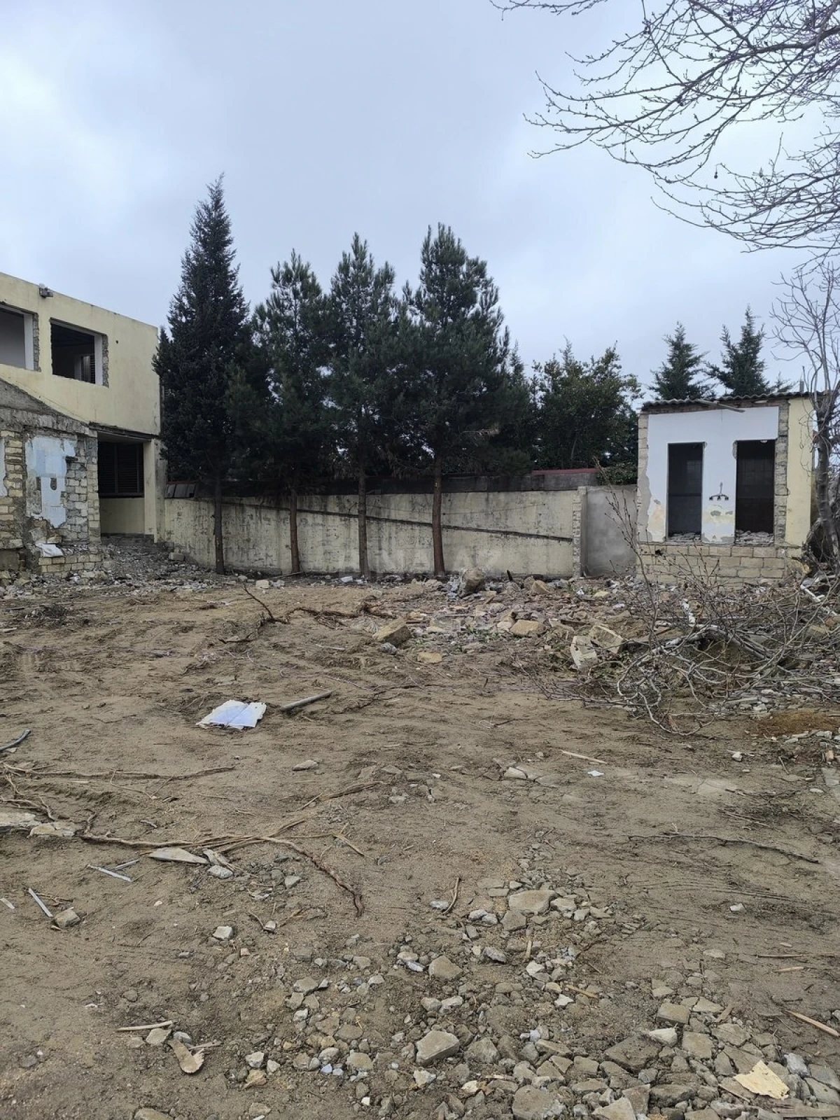 Satılır torpaq sahəsi 3 m²