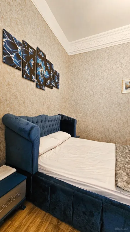 Satılır 4 otaqlı mənzil 108 m²