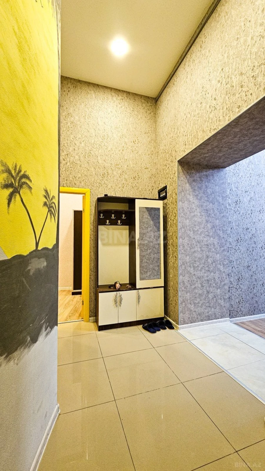 Satılır 4 otaqlı mənzil 108 m²