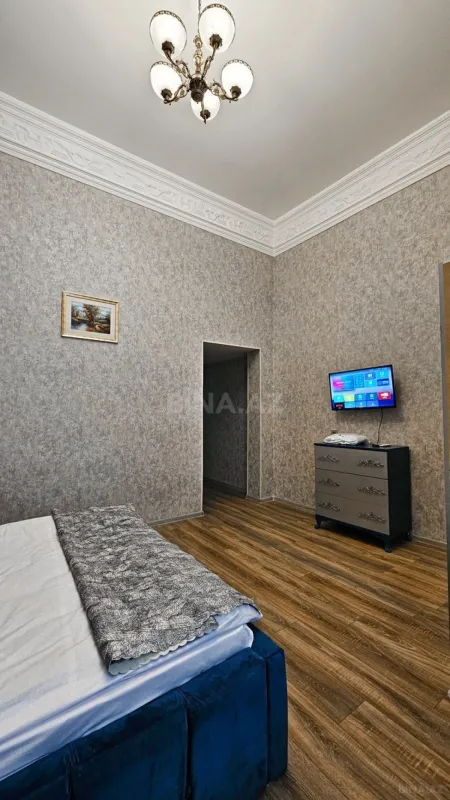 Satılır 4 otaqlı mənzil 108 m²