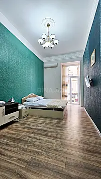 Satılır 4 otaqlı mənzil 108 m²