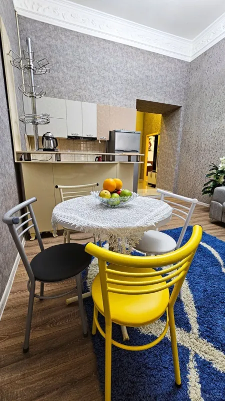 Satılır 4 otaqlı mənzil 108 m²