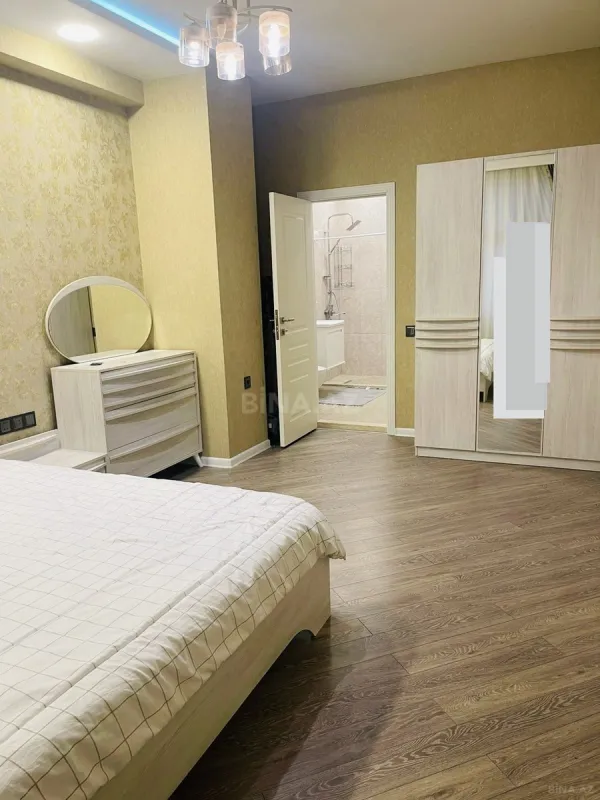 Kirayə verilir 3 otaqlı mənzil 110 m²